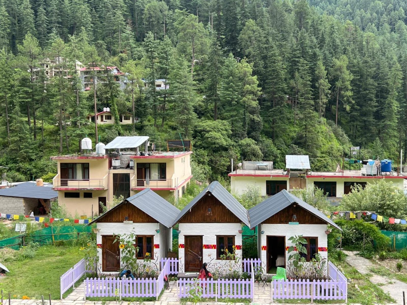 Himtrek Stay Kasol Exterior photo