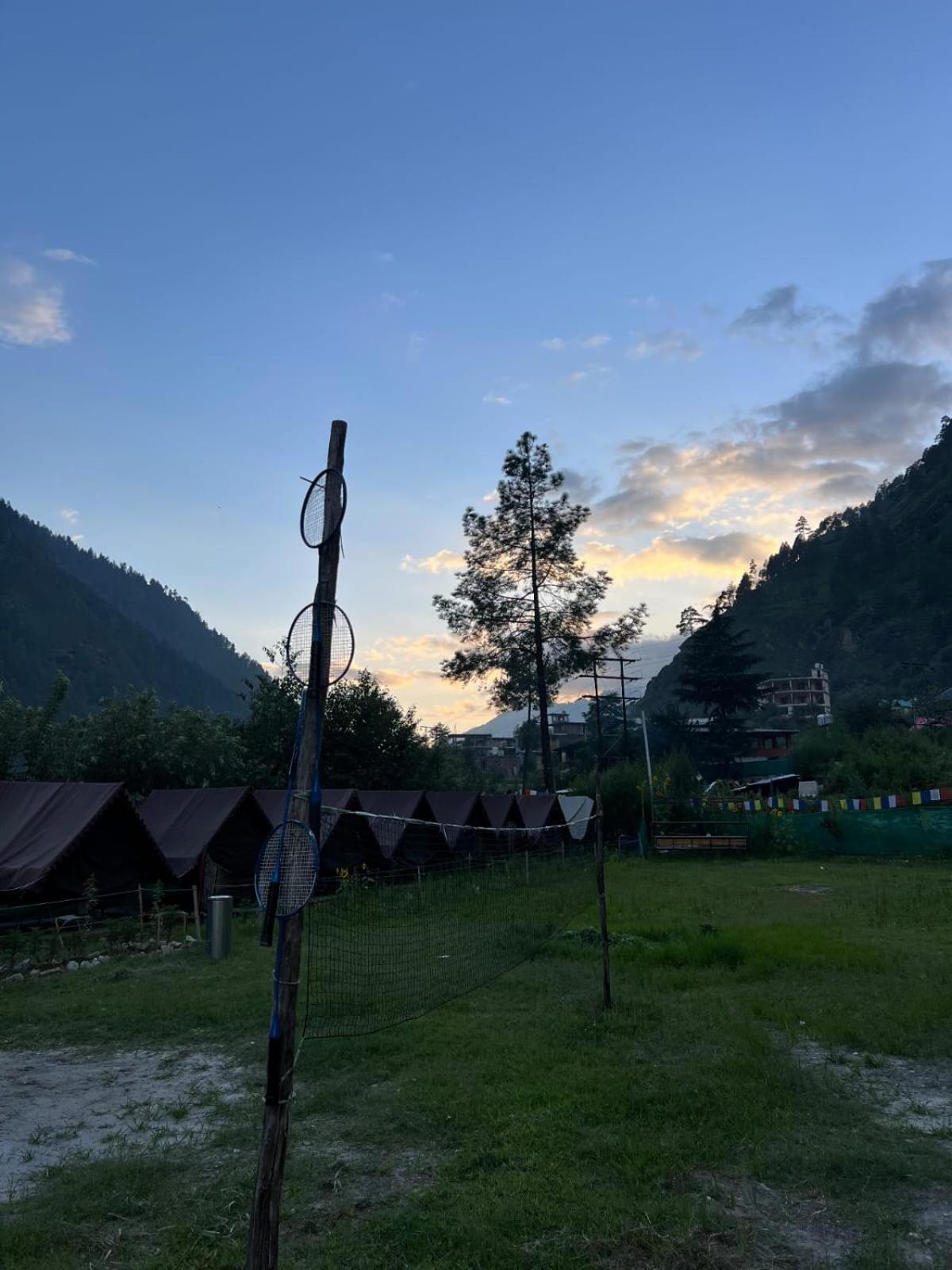 Himtrek Stay Kasol Exterior photo